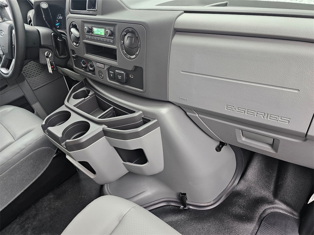 New 2026 Ford E-350 Cutaway - photo 10