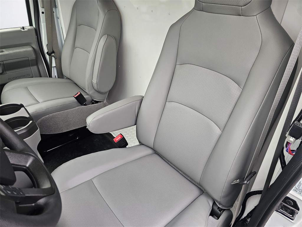 New 2026 Ford E-350 Cutaway - photo 28