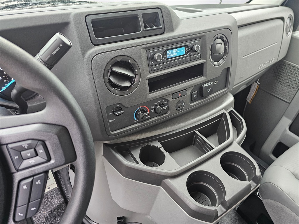New 2026 Ford E-350 Cutaway - photo 32