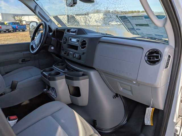 New 2026 Ford E-350 Cutaway - photo 28