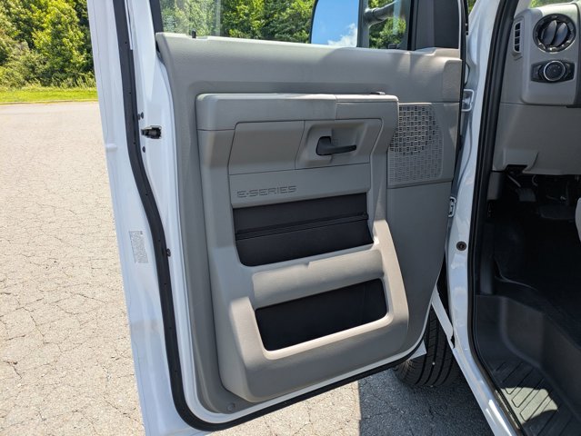 New 2026 Ford E-350 Cutaway - photo 11