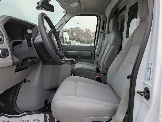 New 2026 Ford E-350 Cutaway - photo 14