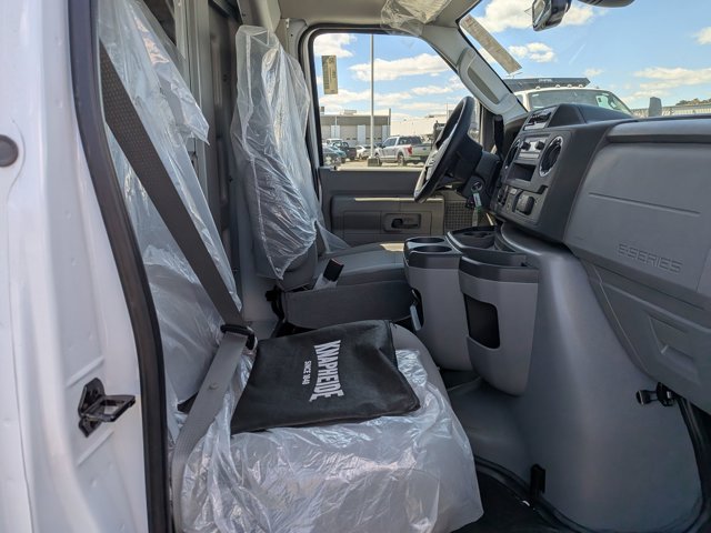 New 2026 Ford E-350 Cutaway - photo 28
