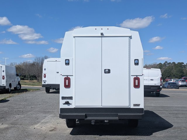 New 2026 Ford E-350 Cutaway - photo 5