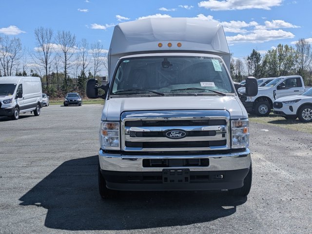 New 2026 Ford E-350 Cutaway - photo 9
