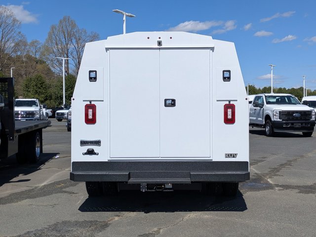 New 2027 Ford E-350 Cutaway - photo 4