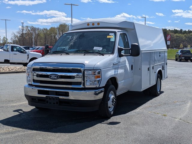 New 2027 Ford E-350 Cutaway - photo 6