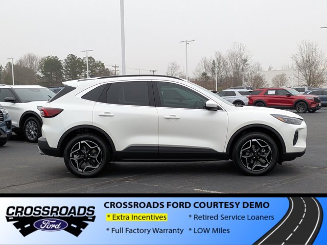 New 2026 Ford Escape ACTIV - photo 5
