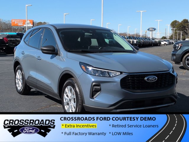 New 2026 Ford Escape - photo 2