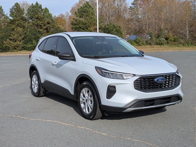 New 2026 Ford Escape - photo 2