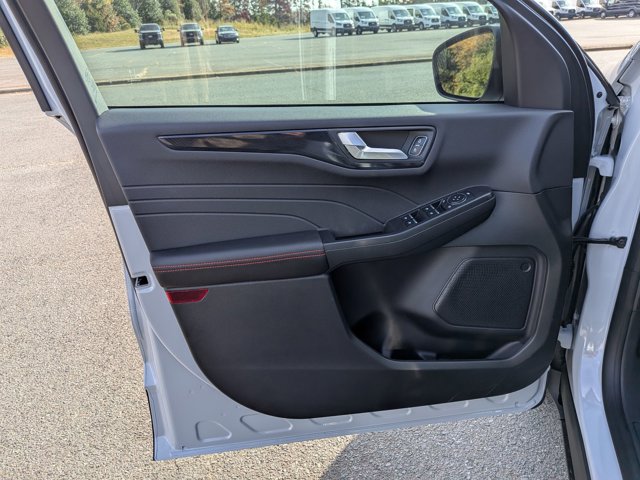 New 2026 Ford Escape ST-Line - photo 12