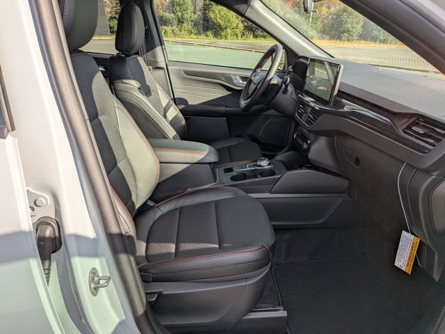 New 2026 Ford Escape ST-Line - photo 35