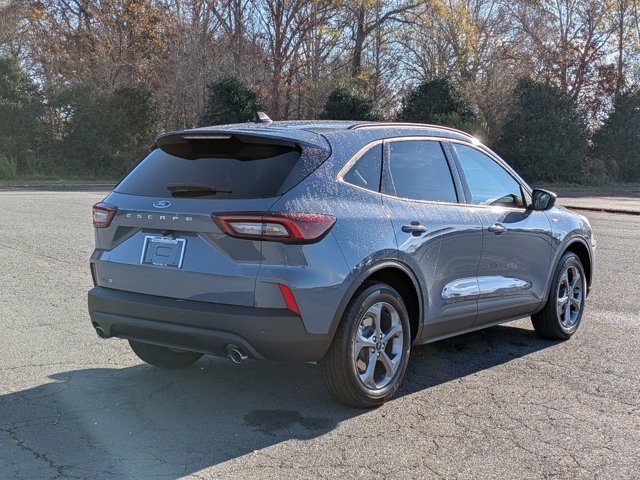 New 2026 Ford Escape ST-Line - photo 4