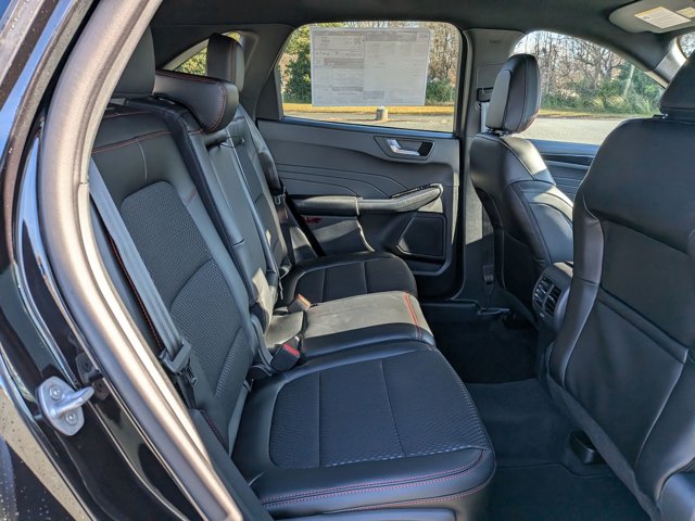 New 2026 Ford Escape ST-Line - photo 31