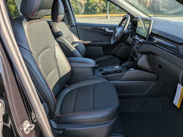 New 2026 Ford Escape ST-Line - photo 35