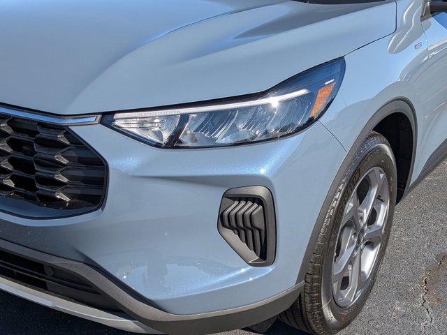 New 2026 Ford Escape ST-Line - photo 9