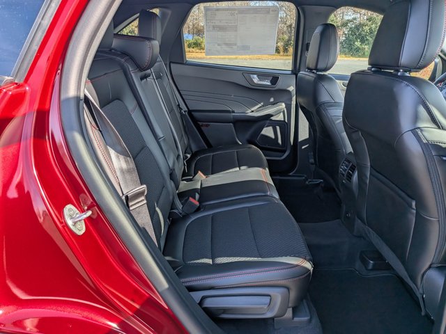 New 2026 Ford Escape ST-Line - photo 30