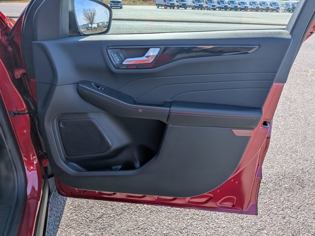 New 2026 Ford Escape ST-Line - photo 31