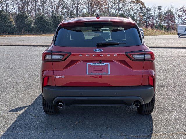 New 2026 Ford Escape ST-Line - photo 4