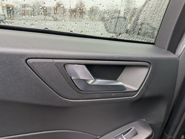 New 2026 Ford Escape ST-Line - photo 25