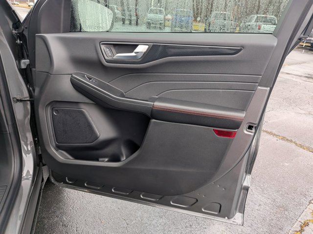 New 2026 Ford Escape ST-Line - photo 31