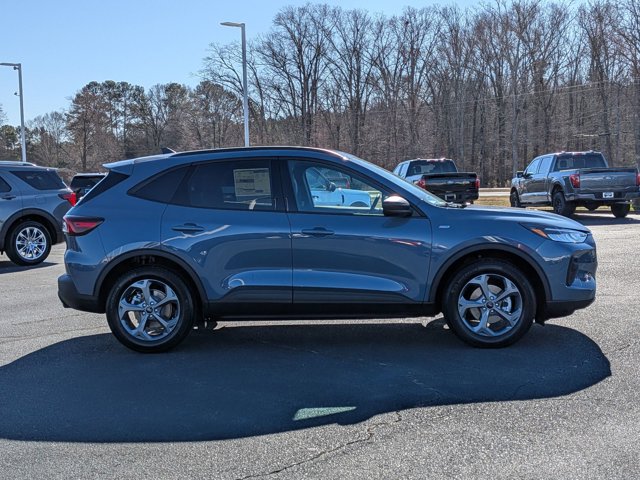 New 2026 Ford Escape ST-Line - photo 3