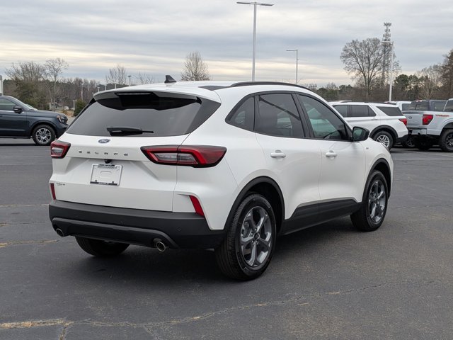 New 2026 Ford Escape ST-Line - photo 3