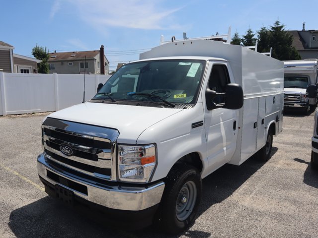 New 2026 Ford E-350 Cutaway - photo 5
