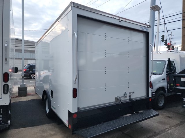 New 2026 Ford E-350 Cutaway - photo 17