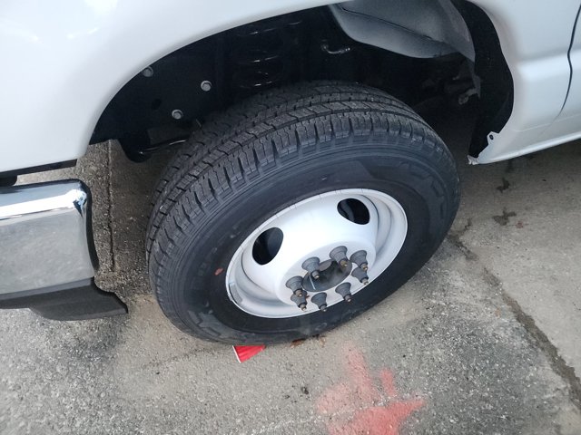 New 2026 Ford E-350 - photo 2