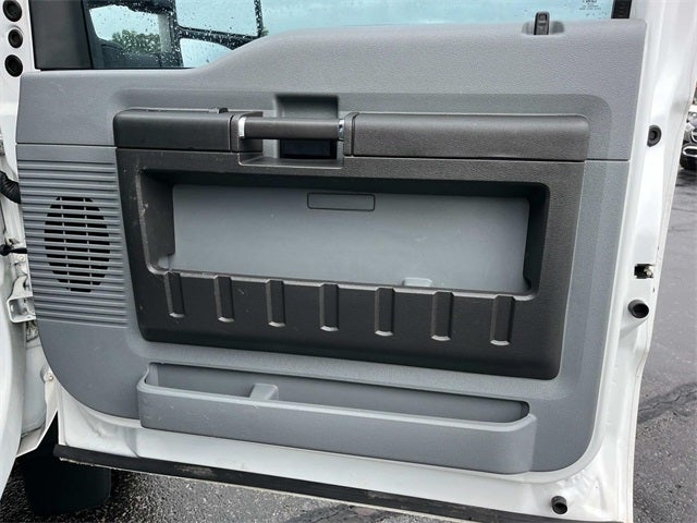Used 2012 Ford F-450 Regular Cab Cab Chassis - photo 15