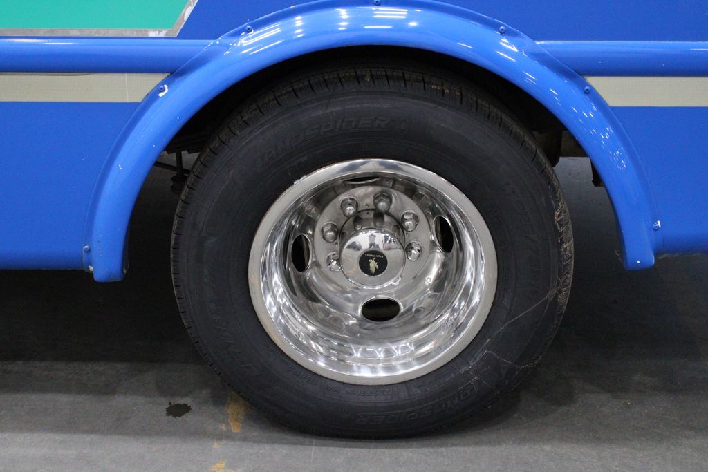 Used 2015 Ford E-450 Cutaway - photo 31