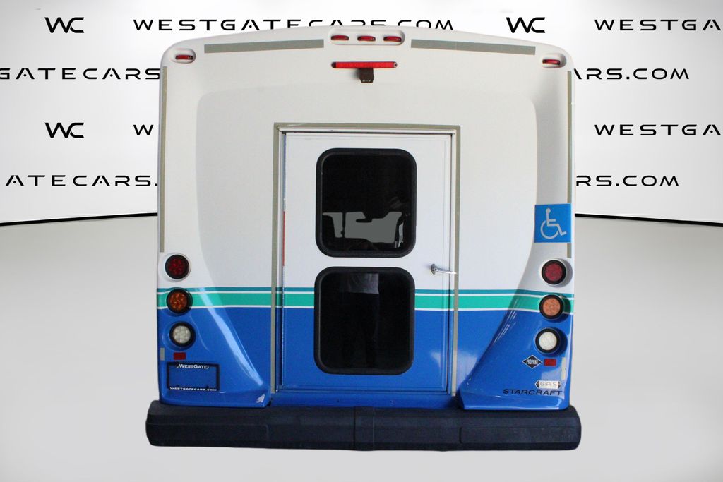 Used 2015 Ford E-450 Cutaway - photo 8