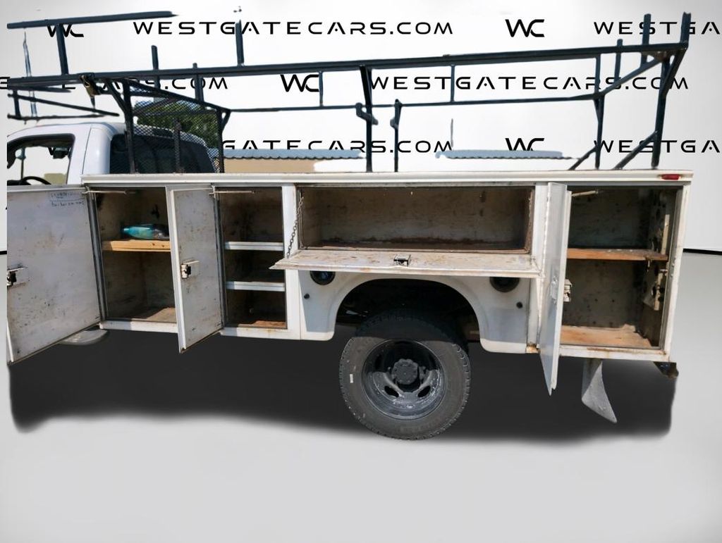 Used 2016 Ford F-450 Regular Cab Cab Chassis - photo 27