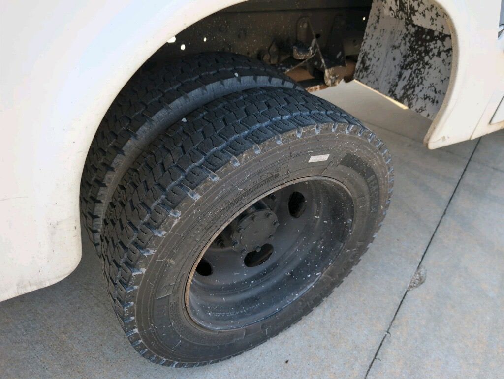 Used 2016 Ford F-450 Regular Cab Cab Chassis - photo 31