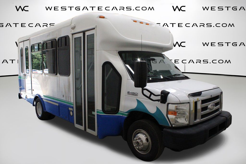Used 2015 Ford E-450 Cutaway - photo 9