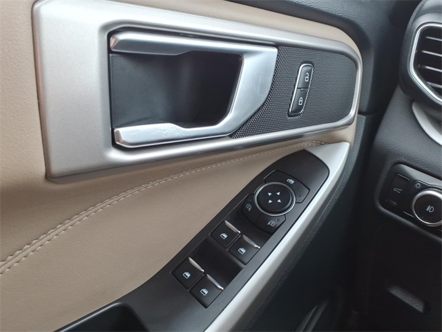 Used 2024 Ford Explorer XLT - photo 20