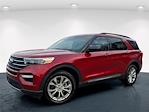 Used 2020 Ford Explorer XLT thumbnail 2