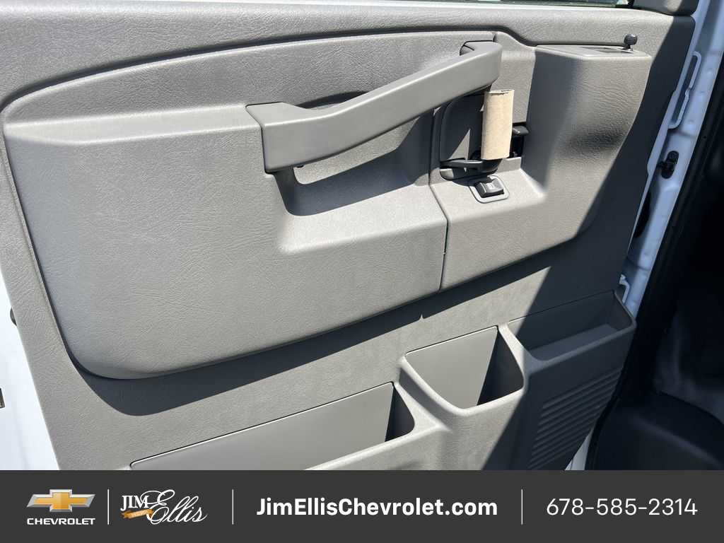 New 2025 Chevrolet Express 2500 Empty Cargo Van - photo 43