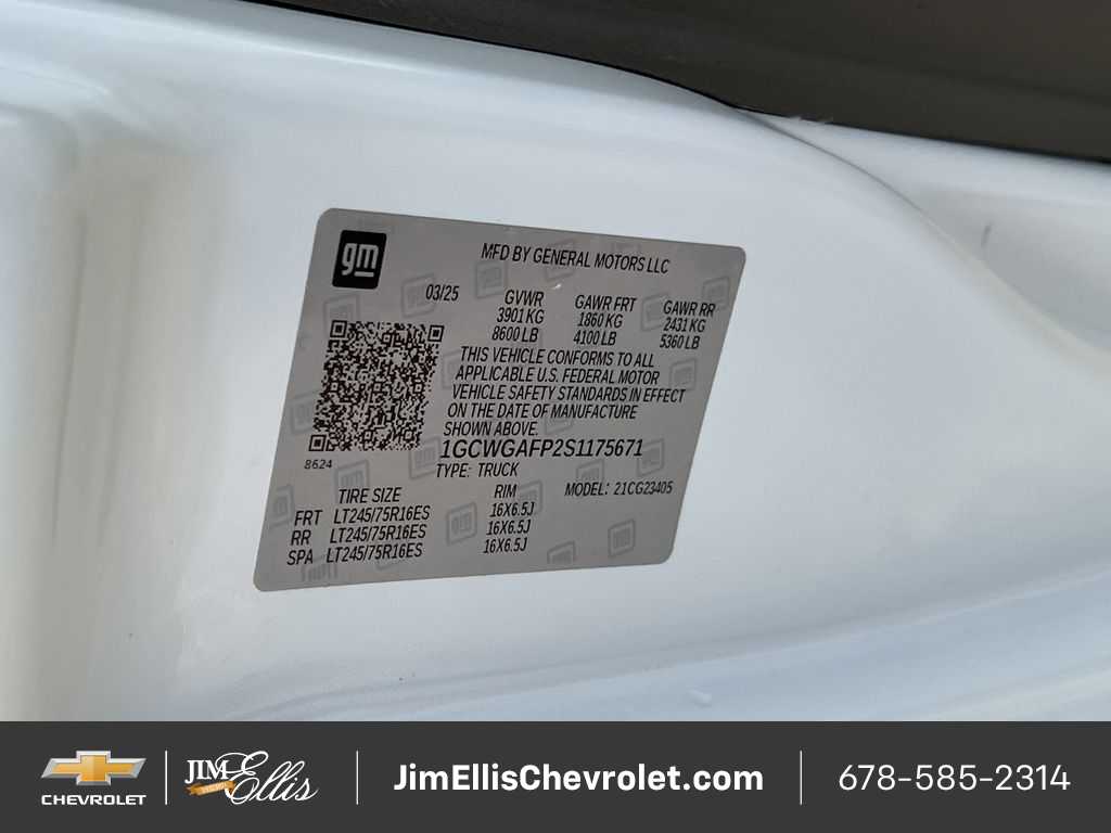 New 2025 Chevrolet Express 2500 Empty Cargo Van - photo 57
