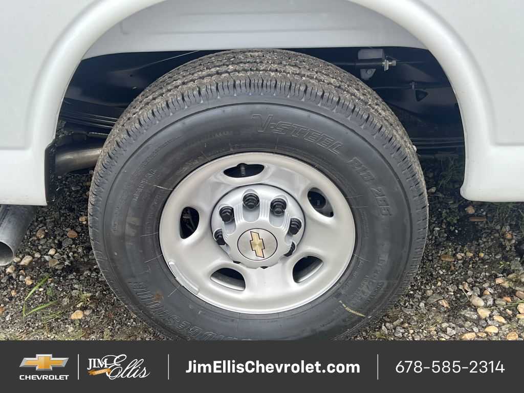 New 2025 Chevrolet Express 2500 Empty Cargo Van - photo 39
