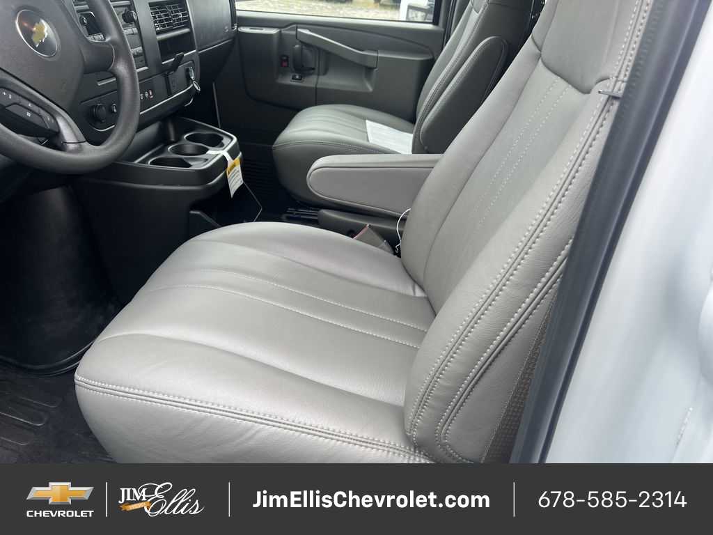New 2025 Chevrolet Express 2500 Empty Cargo Van - photo 44