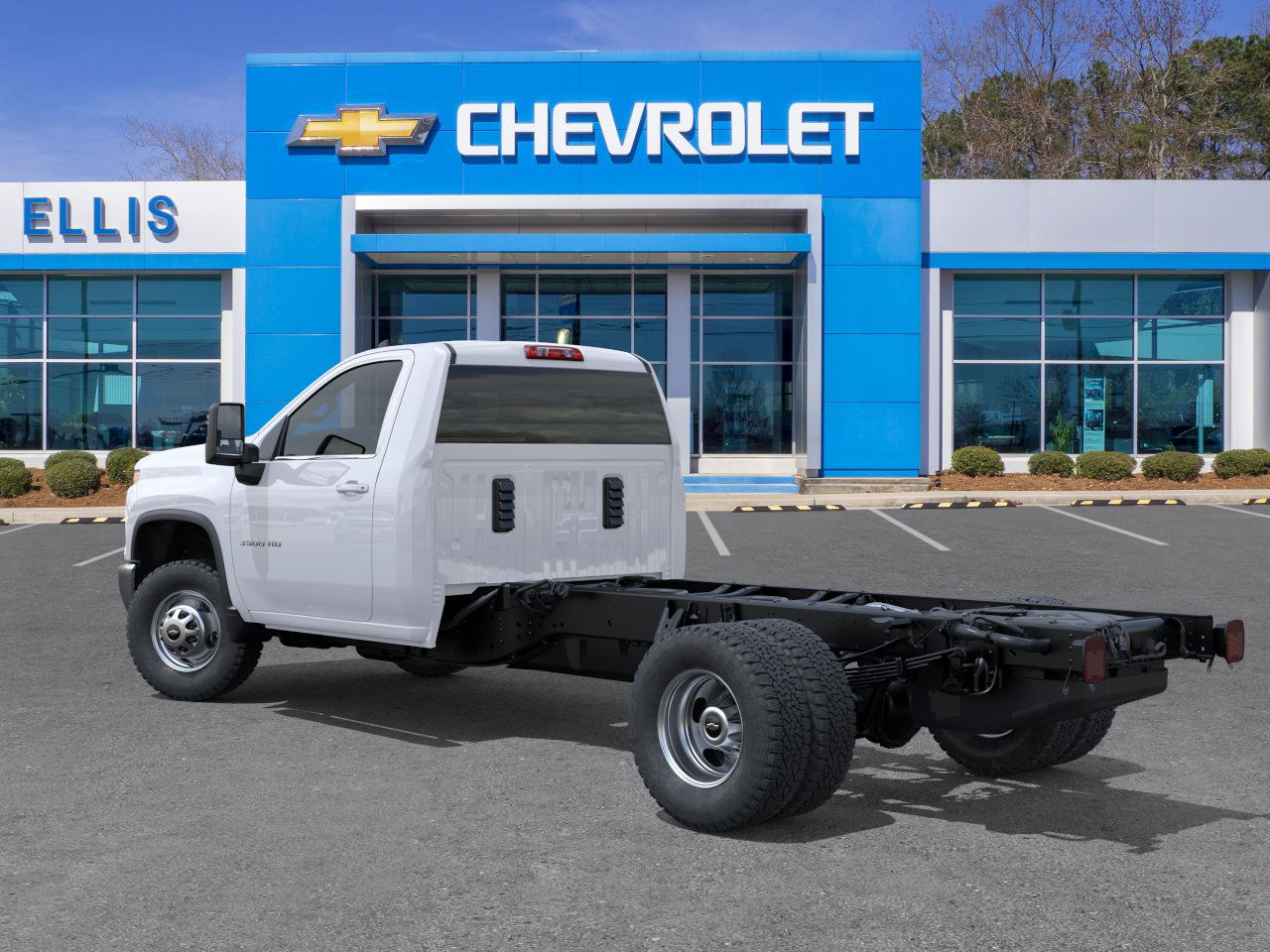 New 2025 Chevrolet Silverado 3500 Regular Cab Cab Chassis - photo 3