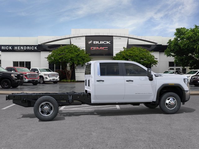 New 2026 GMC Sierra 3500 Crew Cab Cab Chassis - photo 5