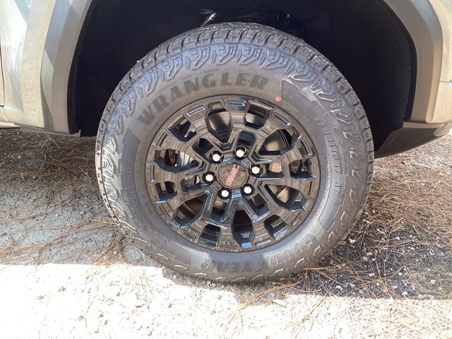 New 2026 GMC Canyon Elevation Crew Cab - photo 9