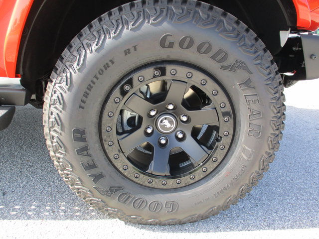 New 2025 Ford Bronco - photo 9