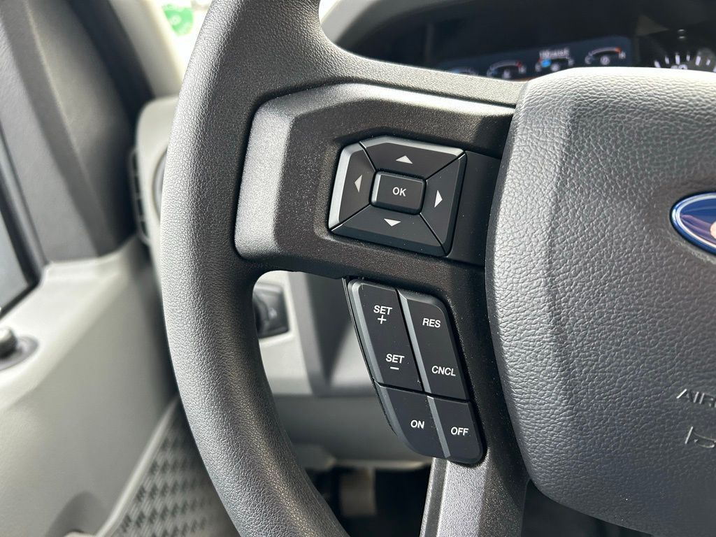 New 1996 Ford E-450 Cutaway - photo 15
