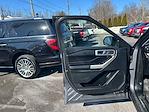 Used 2022 Ford Explorer XLT thumbnail 1