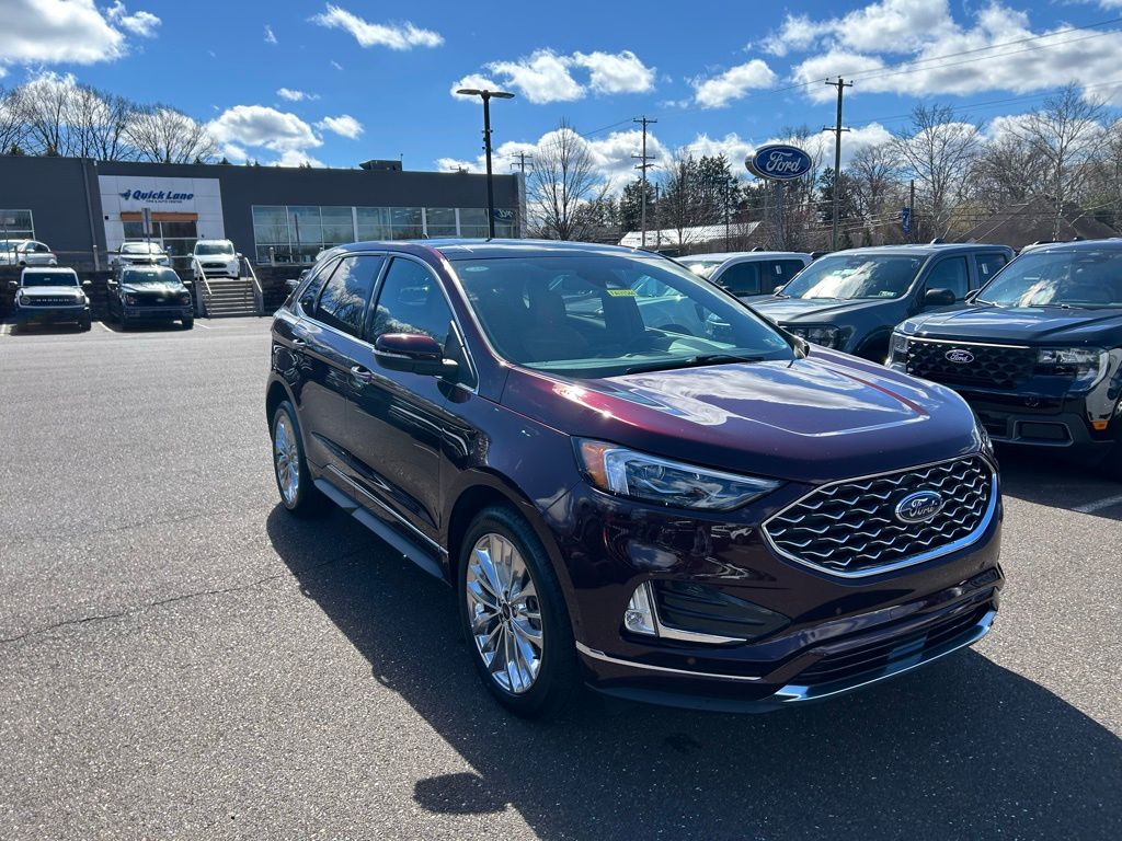 Used 2023 Ford Edge Titanium - photo 4