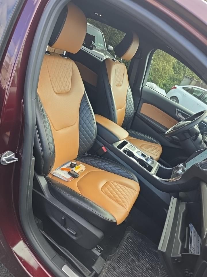Used 2023 Ford Edge Titanium - photo 46